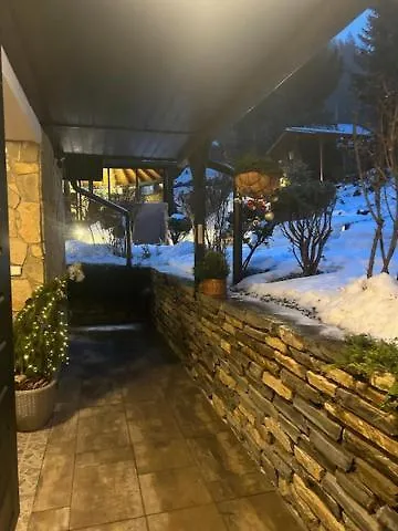 شقة Penzion Maluzina