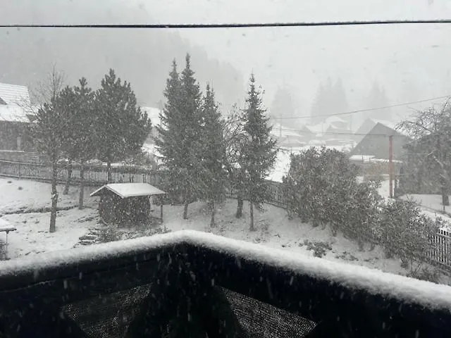 Διαμέρισμα Penzion Maluzina *