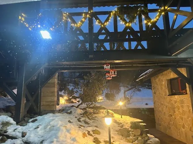 شقة Penzion Maluzina